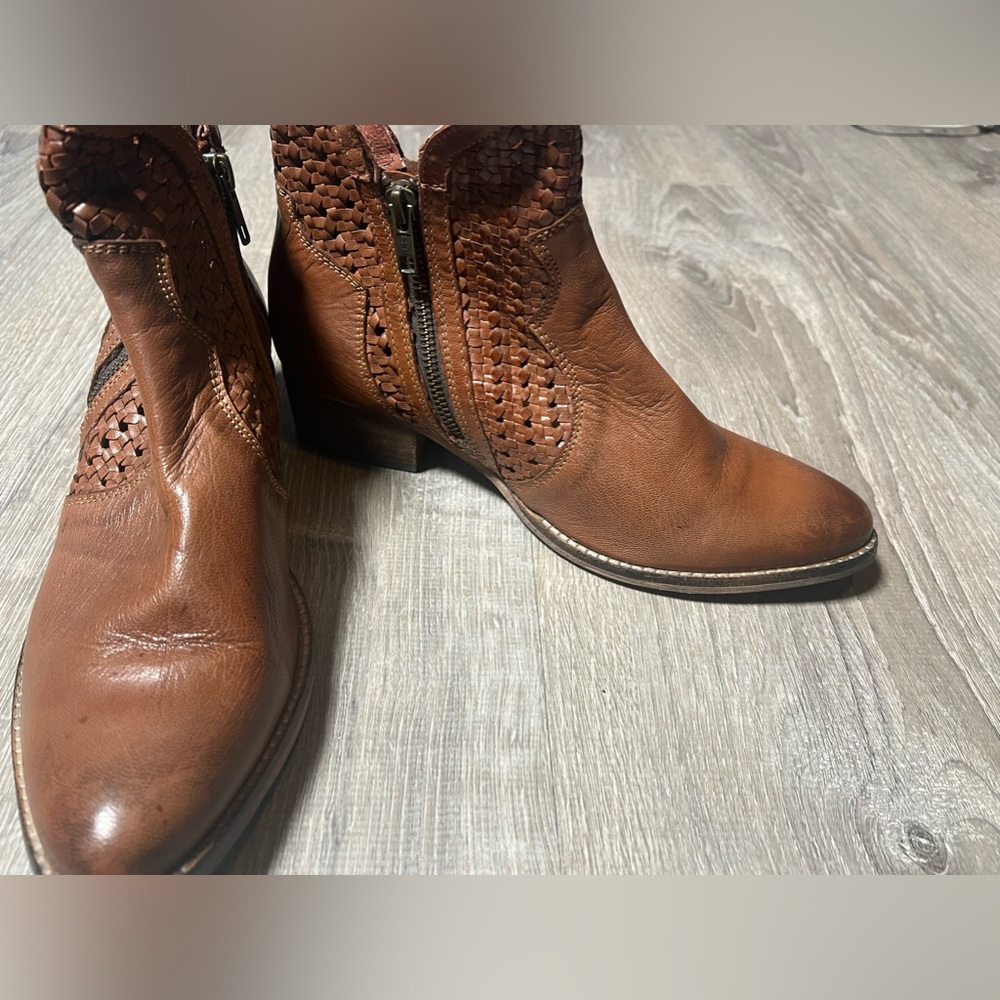 Seychelles Leather Woman Ankle Boots/‎ 8